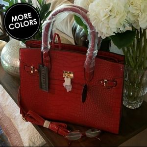 Croc Embossed Padlock Satchel Set